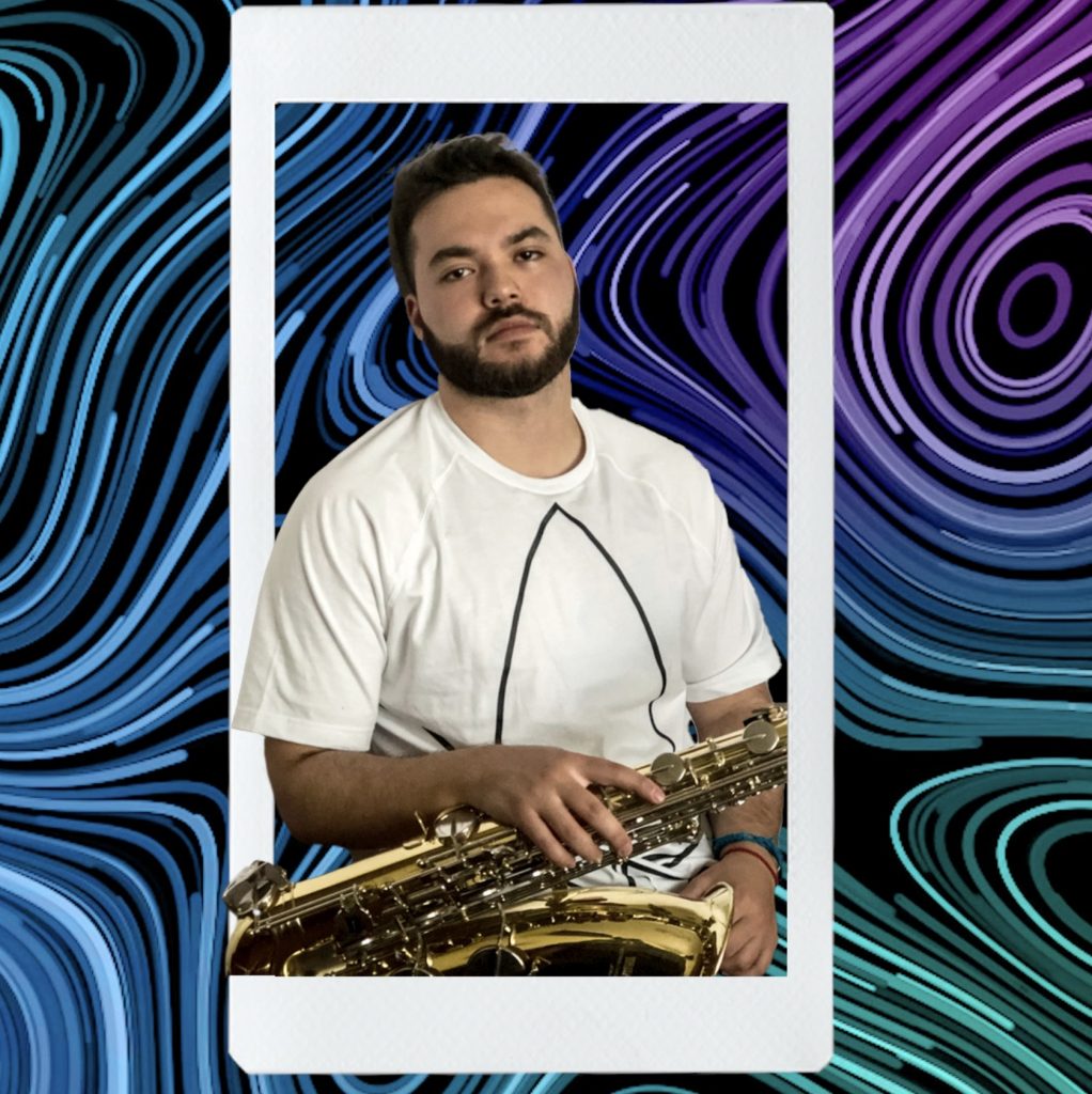 Podcast | En episodio hablamos con GodaSax, quien acaba de lanzar recientemente su proyecto musical.