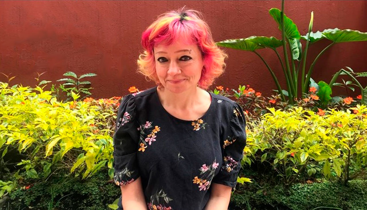 Egresada Marcela Sepúlveda: ganadora del primer Premio Nacional de Poesía Álvaro Miranda Egresada Marcela Sepúlveda: ganadora del primer Premio Nacional de Poesía Álvaro Miranda