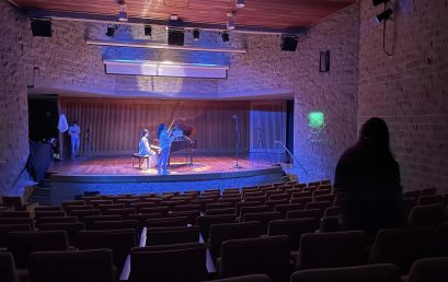 Repertorio para piano de compositores colombianos con elementos del folclor de las costas pacífica y atlántica