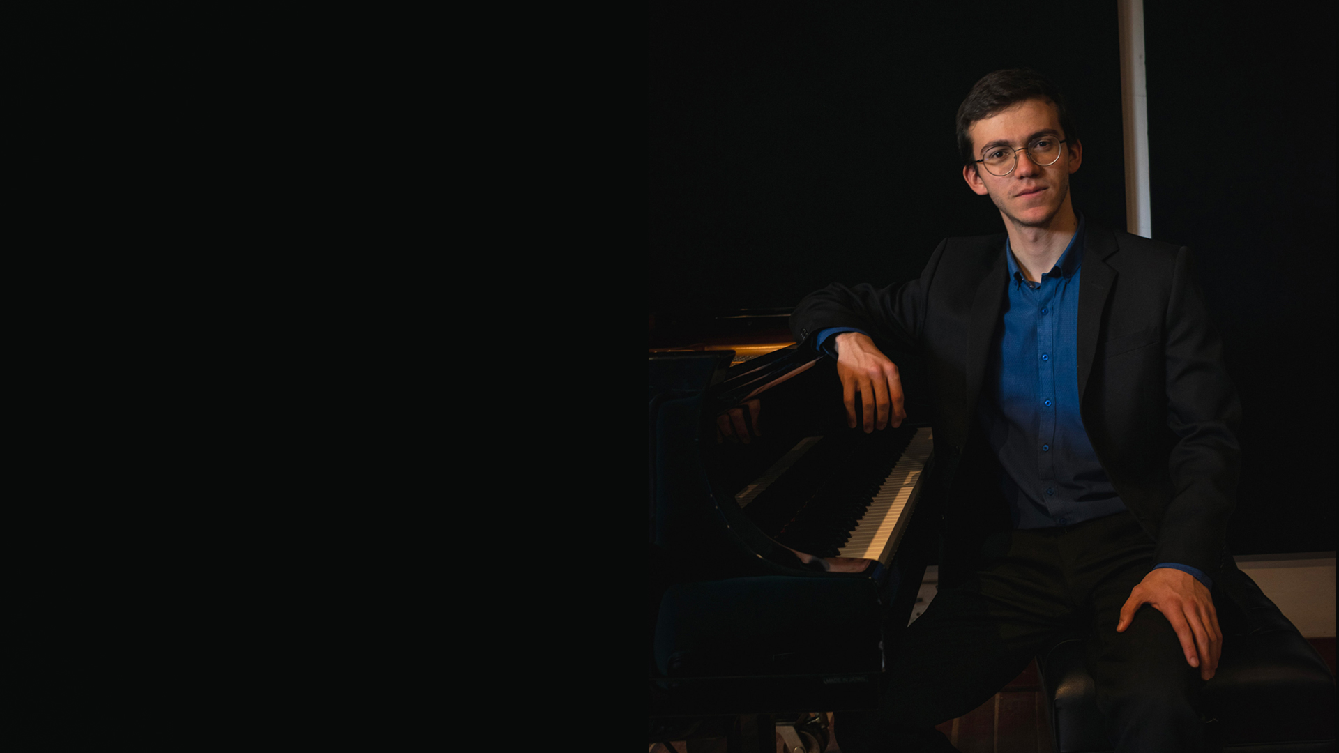 David Torres ganó el segundo lugar en el Concurso Internacional de Piano José Jacinto Cuevas David Torres ganó el segundo lugar en el Concurso Internacional de Piano José Jacinto Cuevas