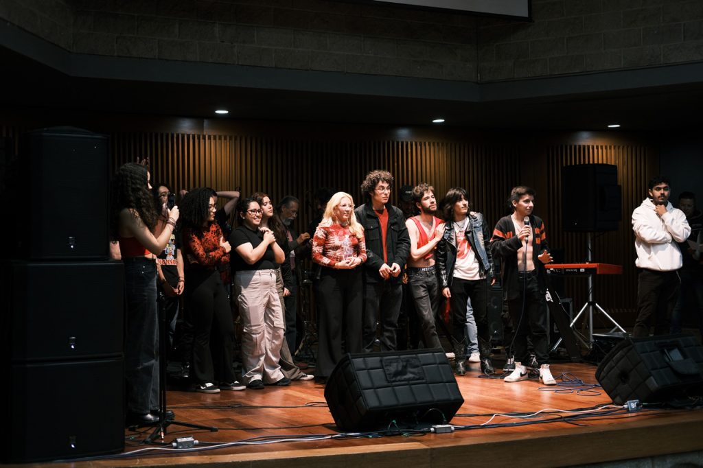 Ganador en la categoría rock y poo de Festival Regional de Cultura Universitaria, organizado por ASCUN Cultura