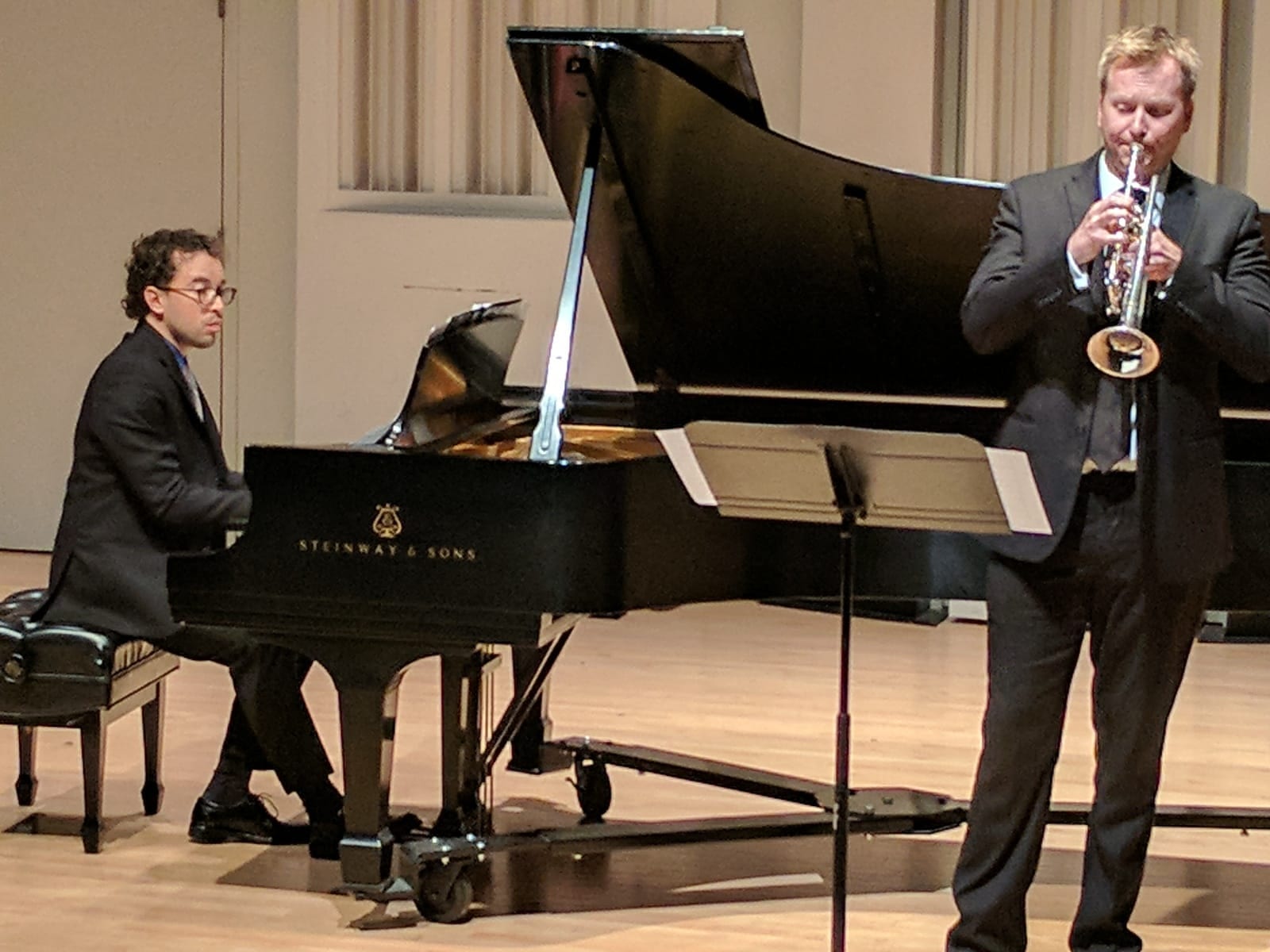 Estas son las actividades académicas en las que participó nuestro profesor de piano.