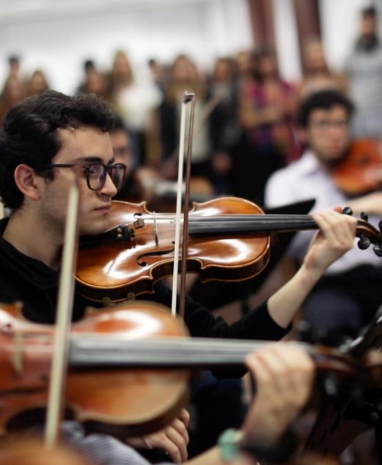 Consejería grupal para estudiantes de música