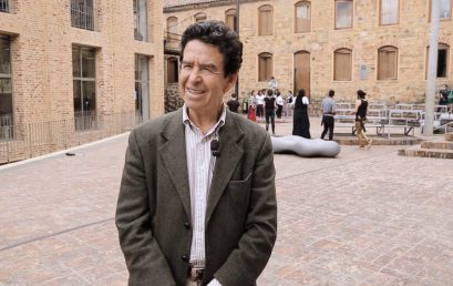 La Facultad de Artes y Humanidades lamenta el fallecimiento de Héctor Bayona