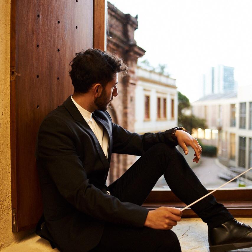 Alejandro ha formado parte de más de 12 agrupaciones musicales.