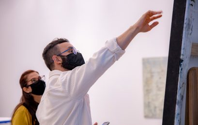 Chamanismo, brujería, santería. Julián Sánchez González investiga cómo las espiritualidades influyen en el arte de las Américas