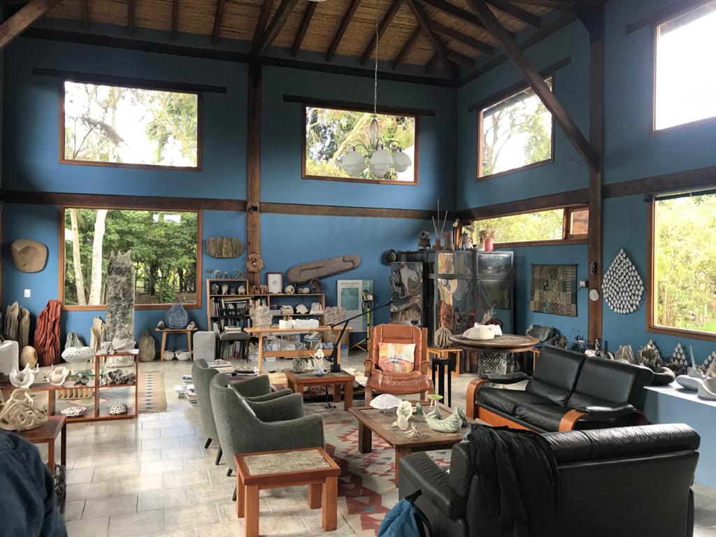 En el Banco de Archivos Digitales de Artes en Colombia (BADAC) reposa el fondo de Cecilia Ordóñez París (1949 – actualidad) una ceramista galardonada internacionalmente por su trabajo, que se ha convertido en un gran referente del arte colombiano.