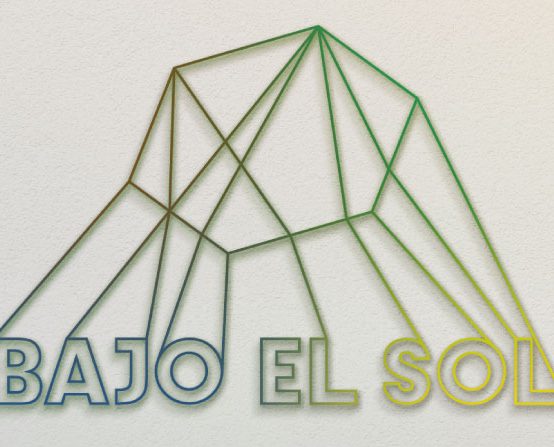 Bajo el sol – Una exposición colectiva en galería Espacio Alterno