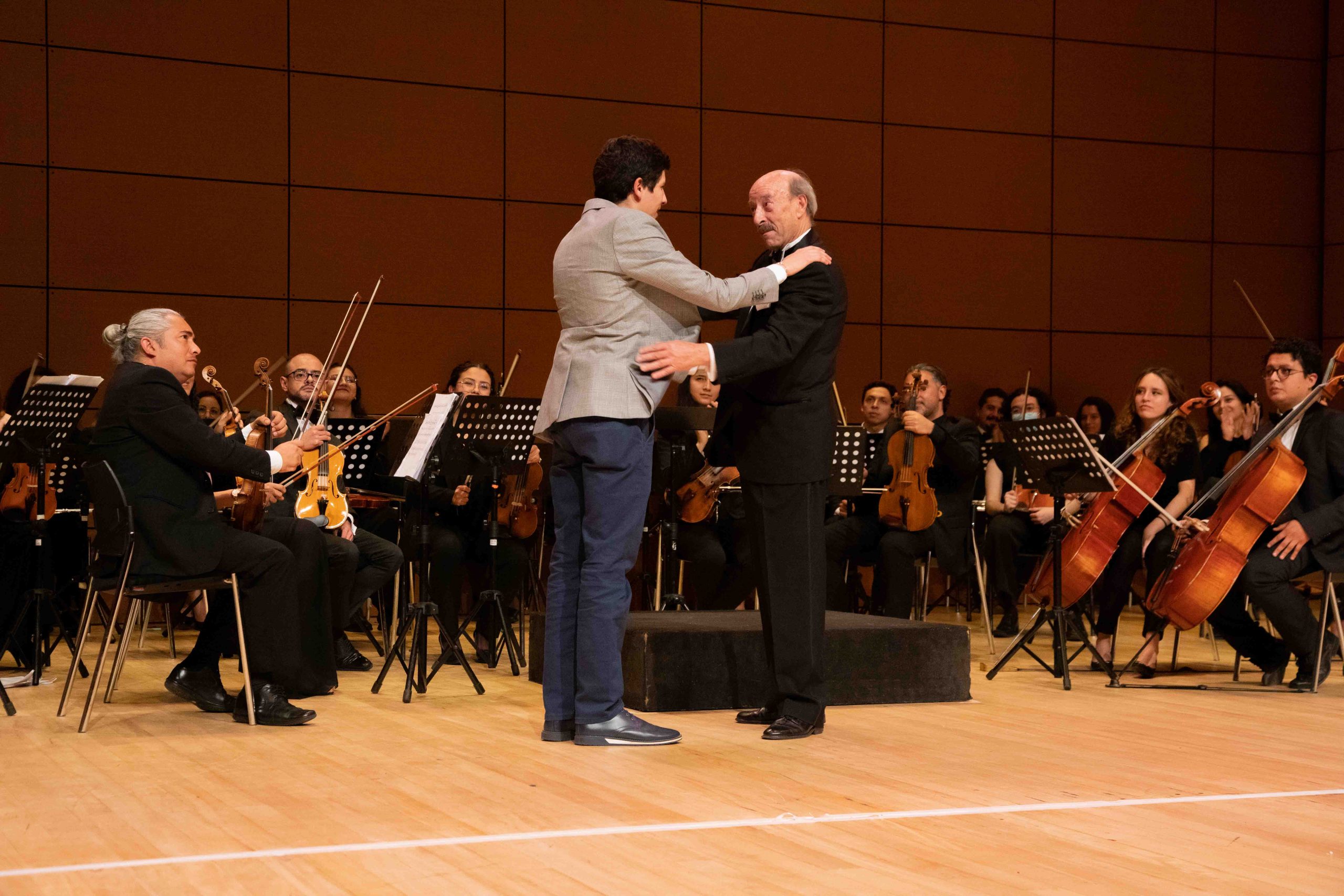 Homenaje al maestro Manuel Cubides Greiffenstein