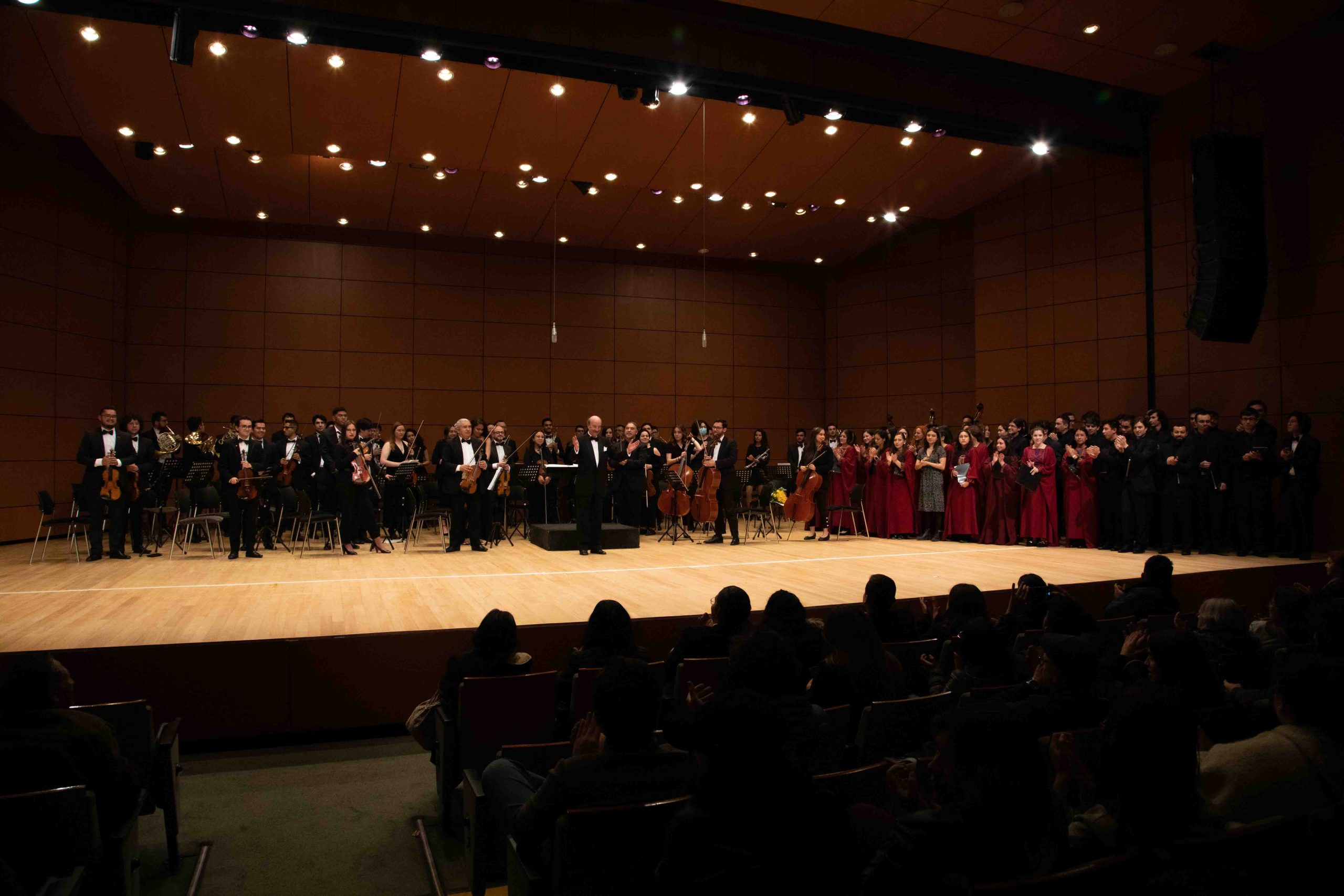 Homenaje al maestro Manuel Cubides Greiffenstein