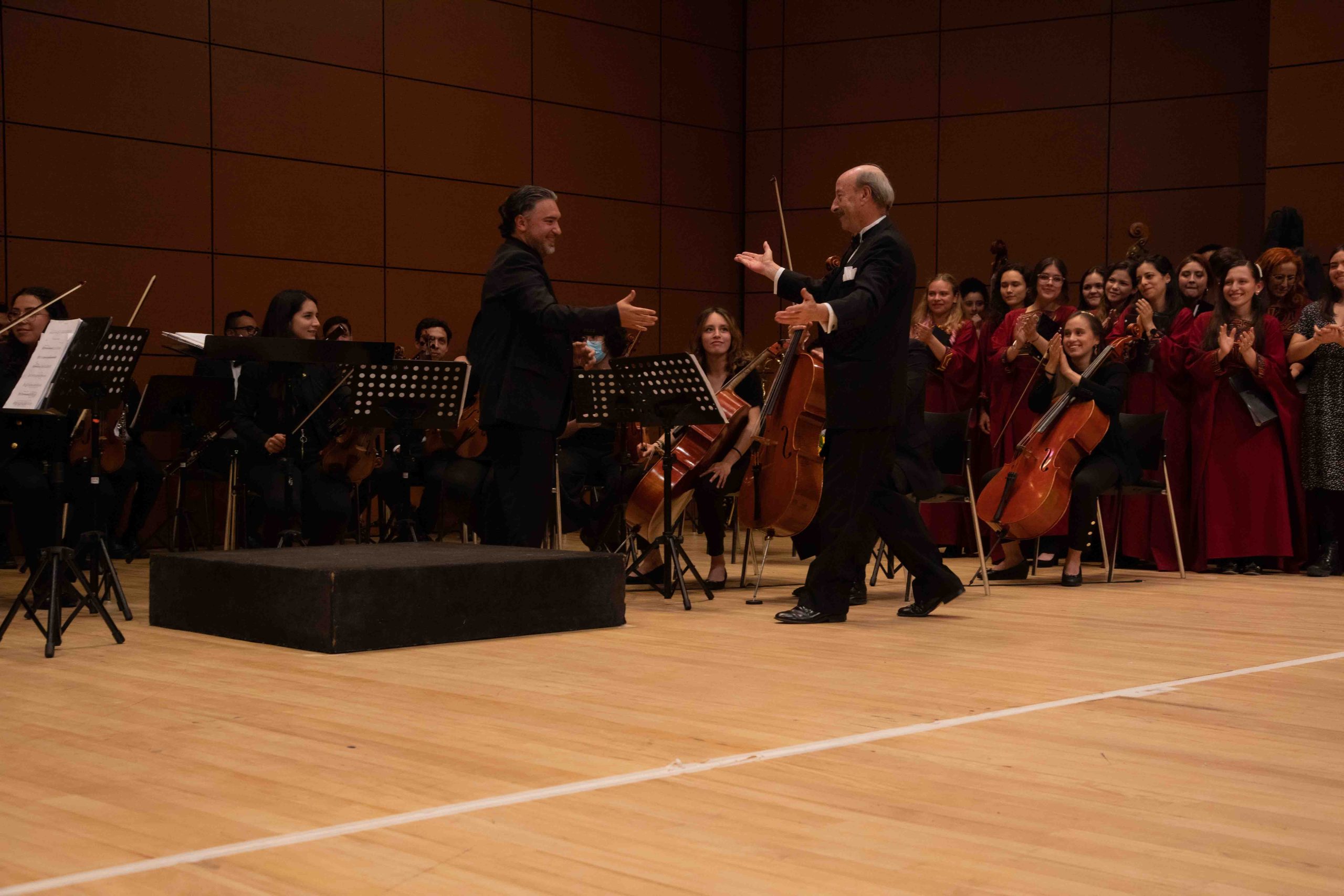 Homenaje al maestro Manuel Cubides Greiffenstein