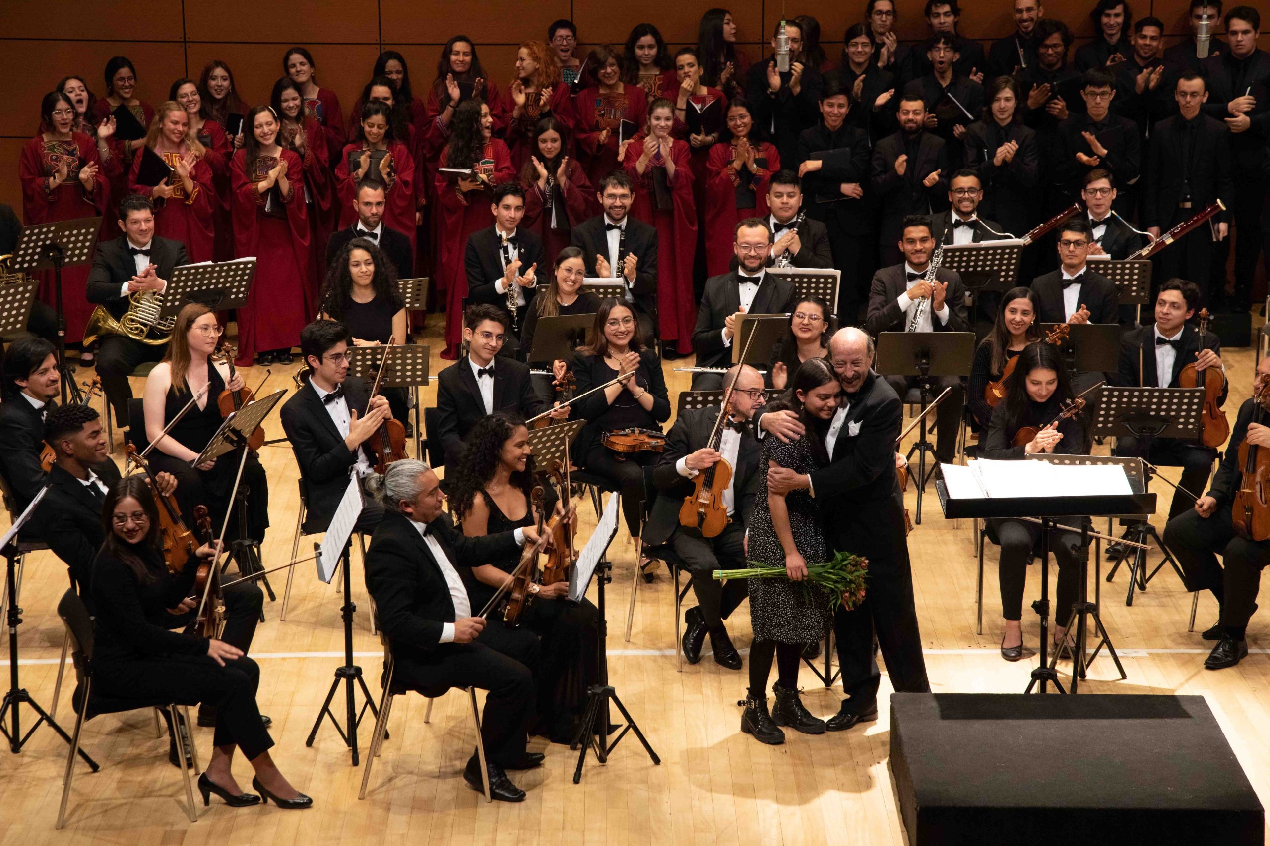Homenaje al maestro Manuel Cubides Greiffenstein