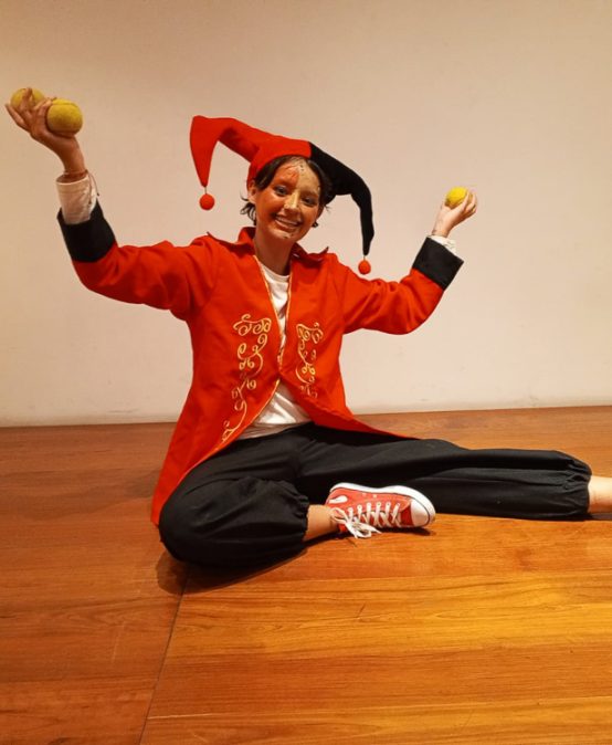 Obra de teatro | A vivir