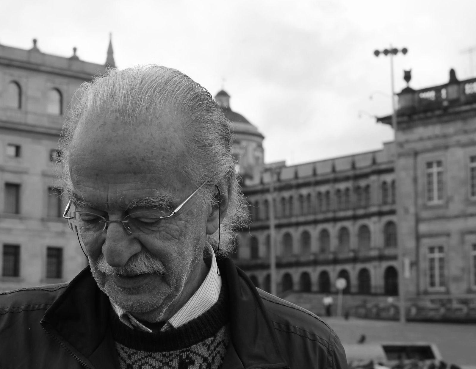 El Departamento de Arte y la Facultad de Artes y Humanidades lamentan el fallecimiento de Abdú César Eljaiek Eljaiek